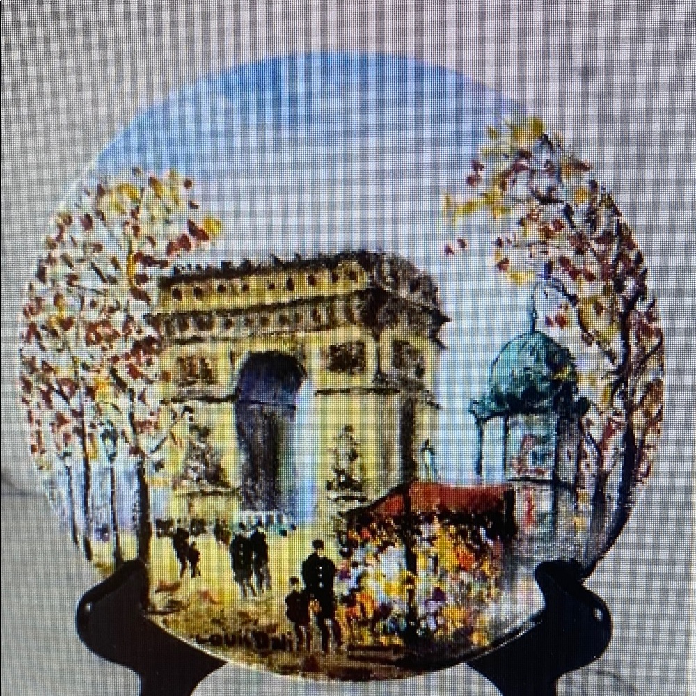 Plate Wall Decor Limoges Arc De Triomphe Paris Porcelain France 8 1/2" Vintage